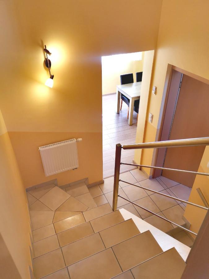 Hotel Aux Beaux Rivages En Gaume Lacuisine Екстер'єр фото